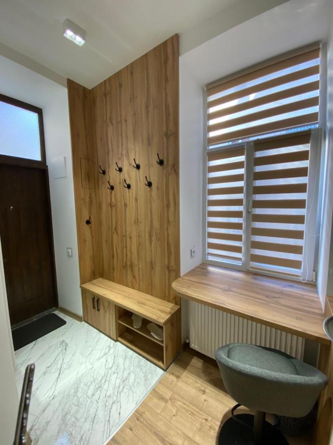 Квартира-Студія Подобово На Вулиці Городоцька 102 Lviv Eksteriør billede